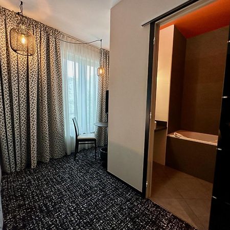 The Originals Boutique, Hotel De La Paix, Брест Екстериор снимка