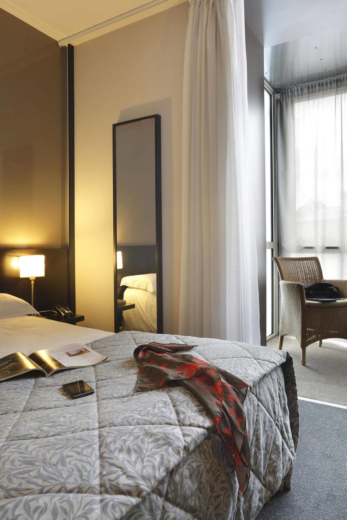 The Originals Boutique, Hotel De La Paix, Брест Екстериор снимка
